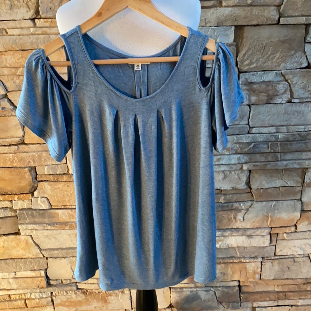 Max Studio Cold Shoulder Top